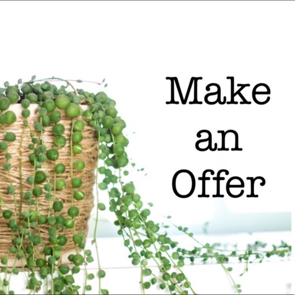 🎉HP🎉 🎀2 for $20🎀 Floral Scarf - Picture 6 of 6